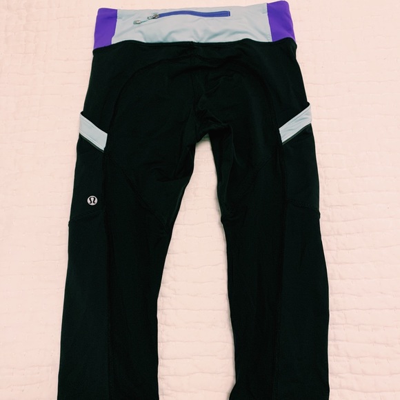 lululemon athletica Pants - cropped lululemon black leggings